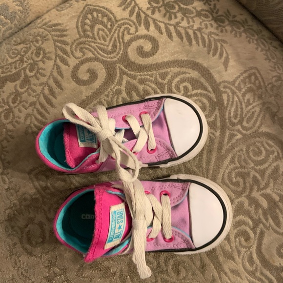 Converse Limited Edition Pink Shoes - Picture 4 of 6